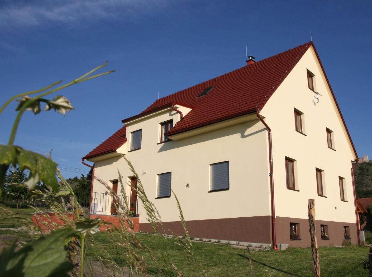 Palavia Apartments Павлов Екстериор снимка