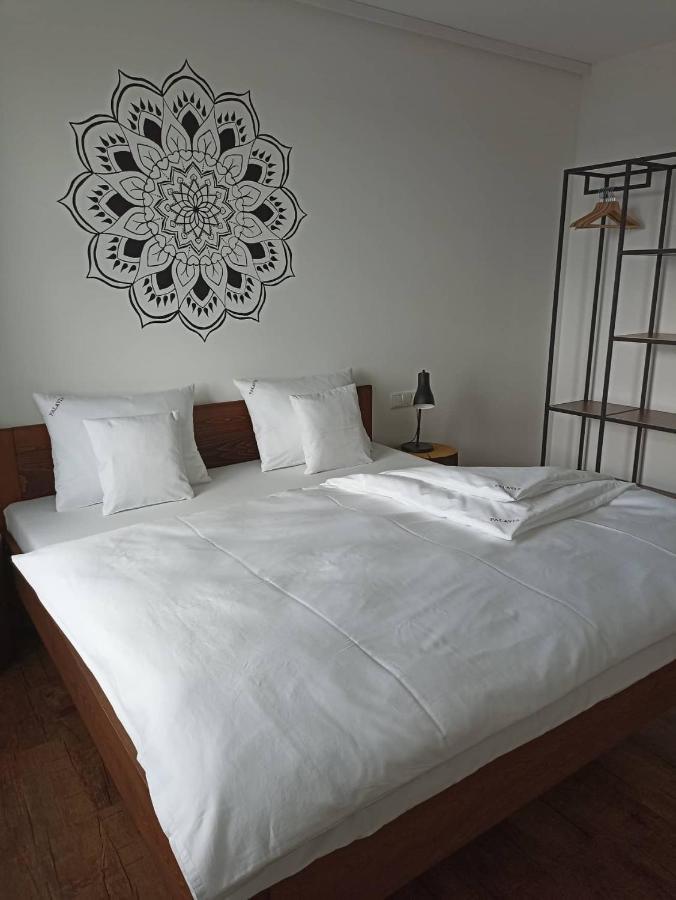 Palavia Apartments Павлов Екстериор снимка