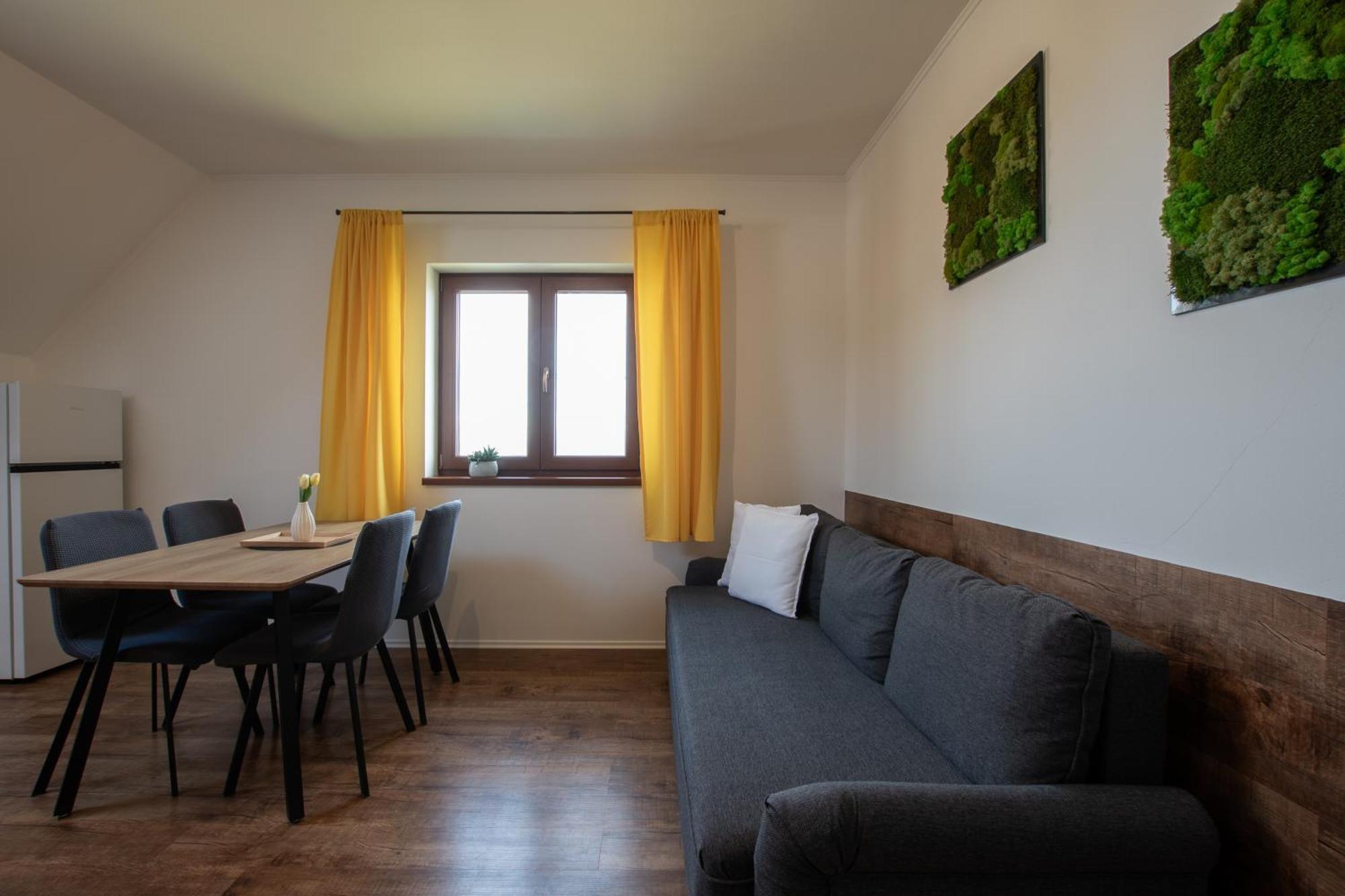 Palavia Apartments Павлов Екстериор снимка