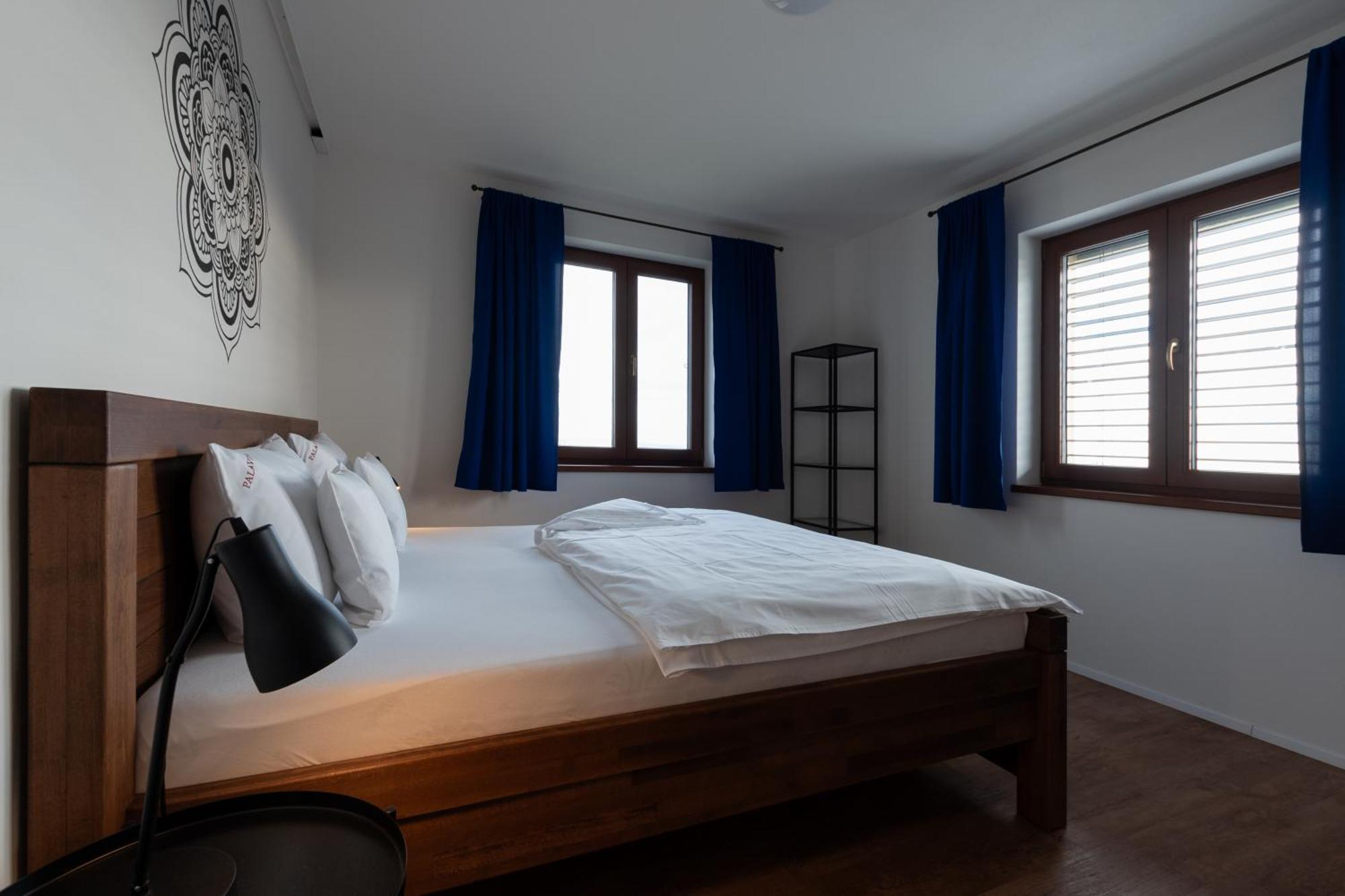 Palavia Apartments Павлов Екстериор снимка