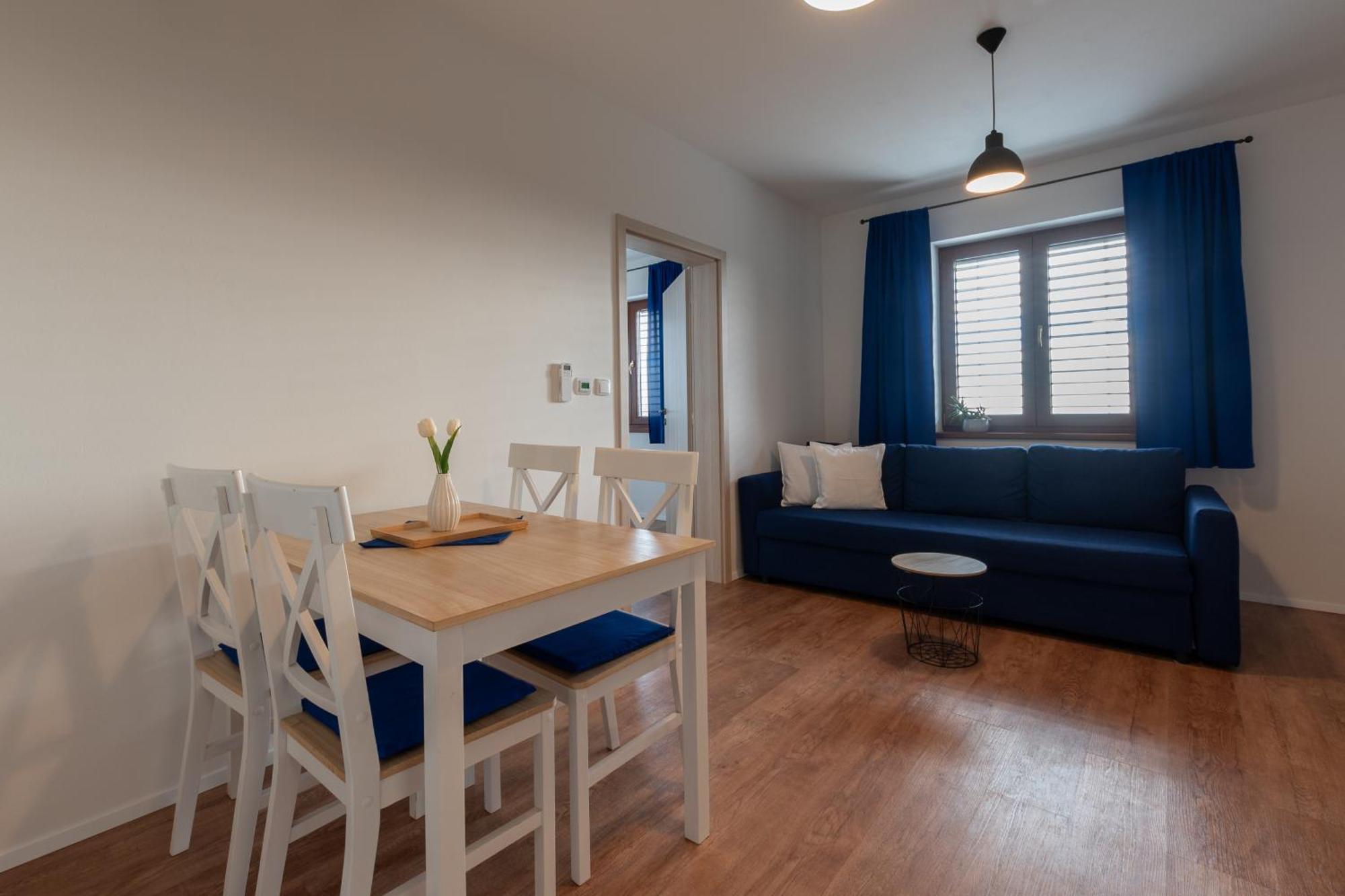 Palavia Apartments Павлов Екстериор снимка